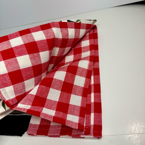 NWT. DII Italiano Dishtowel kitchen tow Set of 2 and set of 1 black towel. - Picture 9 of 13